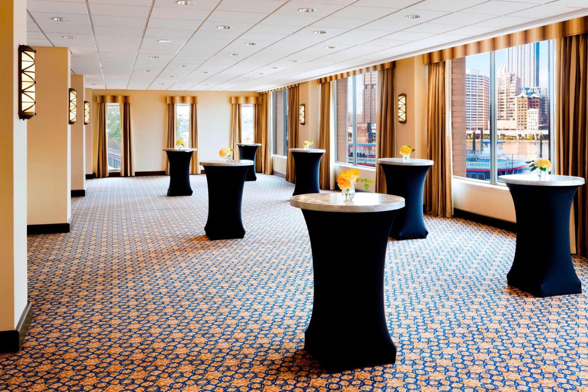 Sheraton Pittsburgh Hotel At Station Square Dış mekan fotoğraf